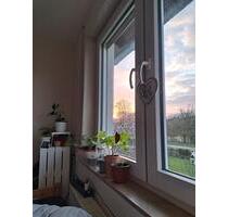 Helles WG-Zimmer in großer Wohnung - Nürtingen