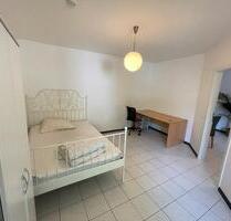 2 Freie Privatzimmer WG in 4er WOHNGEMEINSCHAFT !! - Koblenz