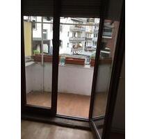 3 Zimmer Wohnung in Köln Mülheim 0163444 4442
