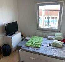 Schönes WG Zimmer in Stuttgart Vaihingen mit eigenem Bad