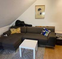 Charmantes 1-Zimmer Apartment im Dachgeschoss in NeussHBF
