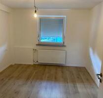2 Zimmer Wohnung neu-renoviert in zentraler Lage - Bergrheinfeld