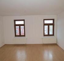 2 Zimmer DG Wohnung in ruhiger Lage mit Einbauküche - Chemnitz