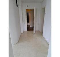 3 Zimmer Wohnung - 700,00 EUR Kaltmiete, ca.  70,00 m² in Heilbronn (PLZ: 74072)