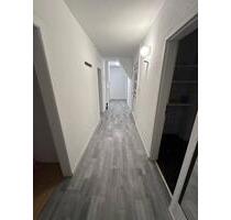 Zimmer Offnebach - 400,00 EUR Kaltmiete, ca.  15,00 m² in Offenbach am Main (PLZ: 63065)