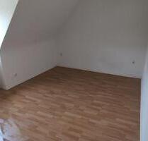 WG für Männer Paare - Teilmöbliert in Siegen