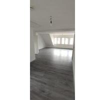 Renovierte helle 3 Zimmer Wohnung - Bad Salzdetfurth