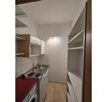 Helle 1-Zimmer Wohnung in Leipzig Zentrum, Parken vor der Haustür