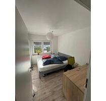 Helles WG-Zimmer in Biberach Wohnung unmittelbar neben FH - Biberach an der Riß
