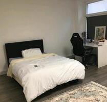 WG- Zimmer zu vermieten voll möbiliert und sehr geräumig - Wuppertal Brill