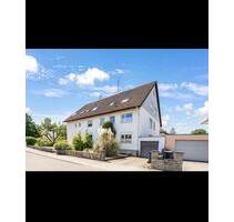 exklusive 1-Zimmer DG-Wohnung mit Terasse, Badewanne und Kamin - Karlsruhe Rüppurr