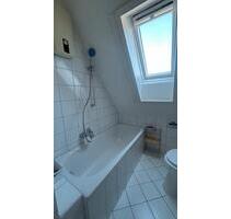 2 Zimmer Dachgeschoss Wohnung - 440,00 EUR Kaltmiete, ca.  43,00 m² in Kierspe (PLZ: 58566)