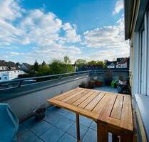 Gepflegte 3,5 Zimmer Wohnung mit Balkon und EBK nahe Stadtgarten - Herne