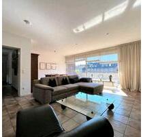 3 Zimmer Wohnung, Garage, Balkon, Aufzug, Garten, zentral in MG - Mönchengladbach Nord