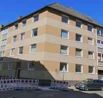 Gepflegte, helle 4-Zimmer Wohnung im 1. OG mit Balkon - Dresden Neustadt