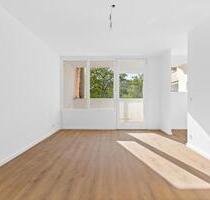 Neu Sanierte helle 1 Zimmer Wohnung mit Balkon - Frankfurt am Main Nied