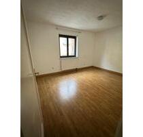3-Zimmer-Wohnung – idealfür 2er-WG- KEINE FAMIlIEN - Stuttgart Bad Cannstatt