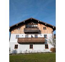 Helle 2,5 Zimmer Wohnung - 670,00&nbsp;EUR Kaltmiete, ca.&nbsp; 67,00&nbsp;m&sup2; in Obing (PLZ: 83119)