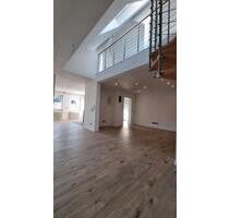 Großzügige 4-5 Zimmer Maisonett Wohnung mit 2 Bädern und Balkon - Kassel Südstadt