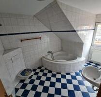 Zentrum Altstadt HM WG-1- Zimmer Modern, Badewanne Jobcenter mgl - Hameln