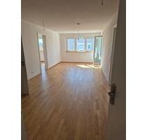 ErstbezugNeubau Stilvolle 3 Zimmer Wohnung mit Balkon. 5 Min. zu - Korntal-Münchingen
