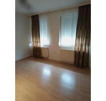 Helle 2-Zimmer Wohnung im 2. OG in Hof-Innenstadt