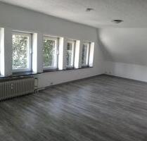 Großzügige helle 3 Zimmer Wohnung - Bergen