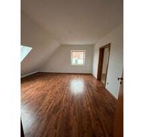 Frisch renoviert!!! 3 Zimmer DG Wohnung in Beindersheim