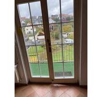 2 Zimmer DG direkter Zugang zum Garten,Tiere ok Einbauküche - Kassel Harleshausen