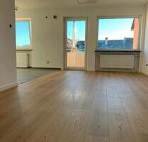 Moderne DG-Wohnung mit Balkon, WG-geeignet - Aschaffenburg Österreicher Kolonie