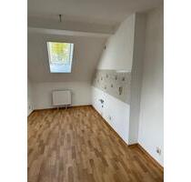 Wunderschöne 3 Zimmer Dachgeschoß -Wohnung in Löbau zu vermieten