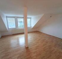 Düren - renovierte teilmöblierte 2 Zimmer Wohnung zu vermieten