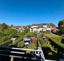Helle 2-Zimmer Dachgeschosswohnung mit Balkon & Fußbodenheizung - Grevenbroich