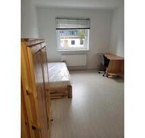 WG Zimmer in Einfamilienhaus in Marienfelde mit Anmeldung - Berlin Tempelhof-Schöneberg