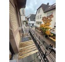 Charmante 1-Zimmer Wohnung mit Balkon & hochwertiger Einbauküche zentral in Weinheim