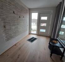 1 Zimmer mit eigenem Bad in 3er WG für Finanzschüler Edenkoben - Rhodt unter Rietburg
