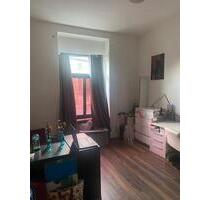 Großen helles WG Zimmer im Altbau Innenstadt Coburg (5erWG)