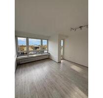 Helle 2 Zimmer Wohnung Köln Seeberg mit Einbauküche Mietwohnung