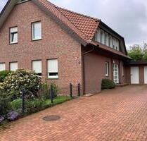 2 Zimmer Dachgeschoss Wohnung 52 m² mit Balkon Carport Kellerraum - Westerkappeln