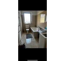 Schöne helle 2 Zimmer Wohnung - 350,00 EUR Kaltmiete, ca.  57,00 m² in Pegau (PLZ: 04523)
