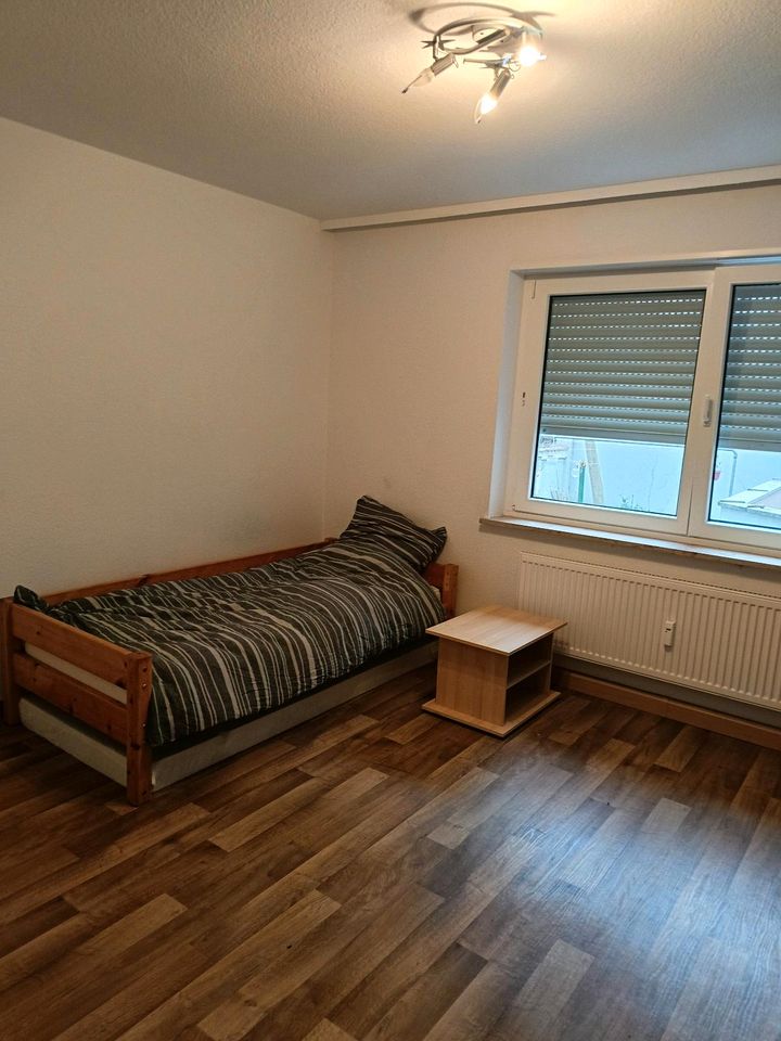 Eine Zimmer zum Vermieten - 320,00 EUR Kaltmiete, ca.  20,00 m² in Nürnberg (PLZ: 90459) Rabus