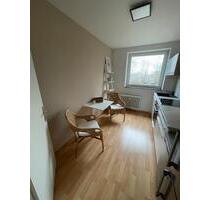 Helles 22 m Zimmer mit Balkon in 3er-WG - 640 € warm - Oldenburg Bloherfelde