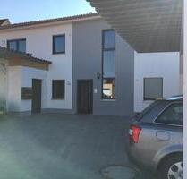 Schöne 3 Zimmer Wohnung mit Balkon - Cadolzburg