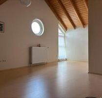 Geräumiges WG Zimmer im Grünen zu vermieten - Oberstenfeld