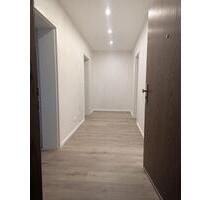 Modernisierte 2-Zimmer Wohnung - 825,00 EUR Kaltmiete, ca.  64,00 m² in Bielefeld (PLZ: 33689) Sennestadt