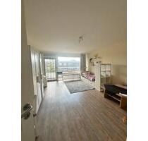 1 Zimmer Wohnung mit Balkon Stellplatz, Sauna &Pool Nachmieter yg - Rosengarten