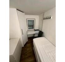 3er WG Wohnung ab sofort - 400,00 EUR Kaltmiete, ca.  60,00 m² in Stuttgart (PLZ: 70599) Birkach