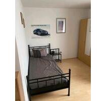 WG Zimmer frei ab sofort - 450,00 EUR Kaltmiete, ca.  15,00 m² in Dingolfing (PLZ: 84130)