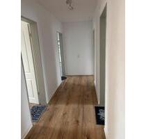 Renovierte 4 Zimmer Wohnung in WHV Bant Maadebogen - Wilhelmshaven