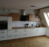 Einbauküche - 4-Zimmer Dachgeschoss-Wohnung - Zeitz